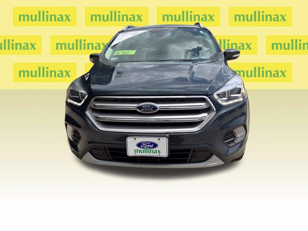 2019 Sea Green Ford Escape Titanium FWD SUV