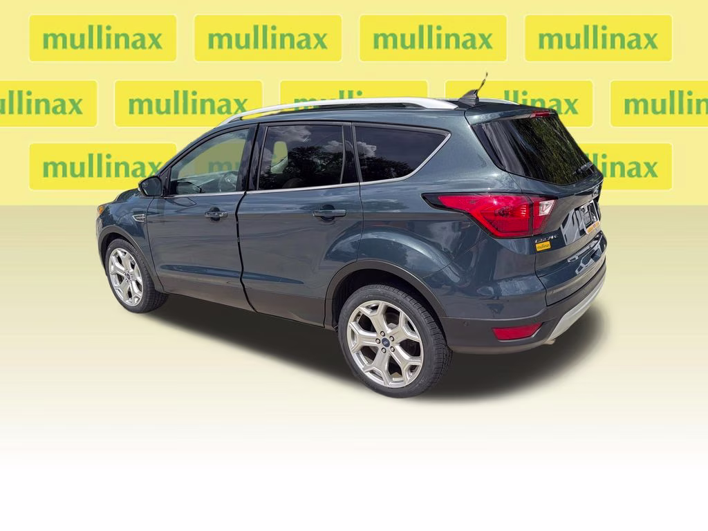 2019 Sea Green Ford Escape Titanium FWD SUV