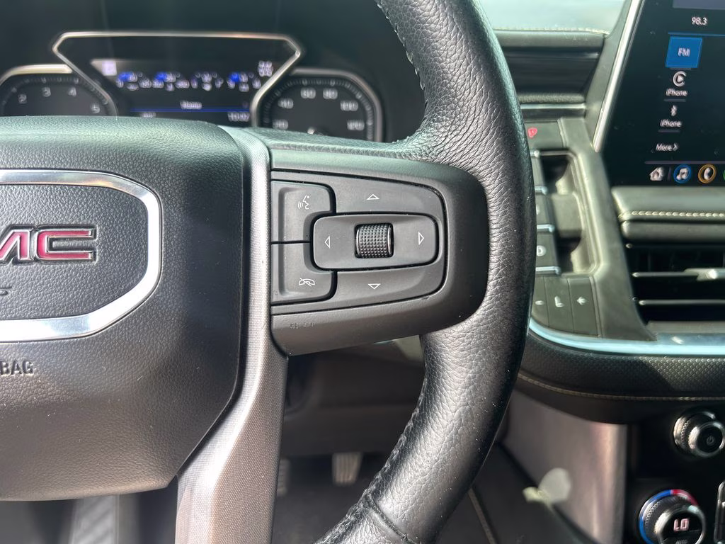 2021 Onyx Black GMC Yukon SLT 4X4 SUV
