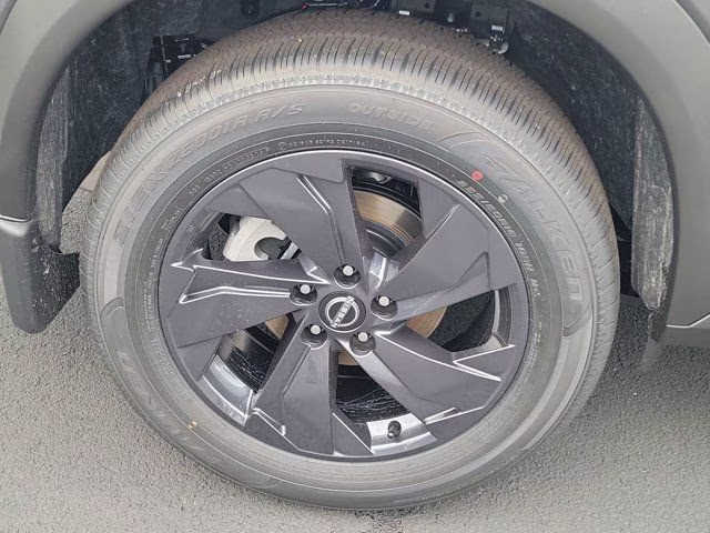 2026 Gun Metallic Nissan Rogue SV FWD SUV