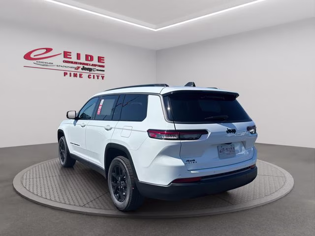 2026 Bright White Clearcoat Jeep Grand Cherokee L Altitude 4X4 SUV