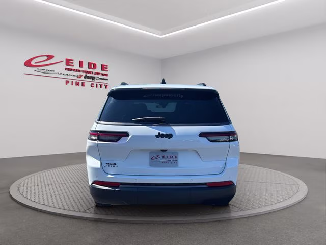 2026 Bright White Clearcoat Jeep Grand Cherokee L Altitude 4X4 SUV