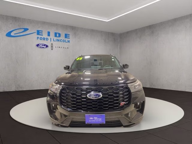 2025 Agate Black Metallic Ford Explorer ST 4X4 SUV