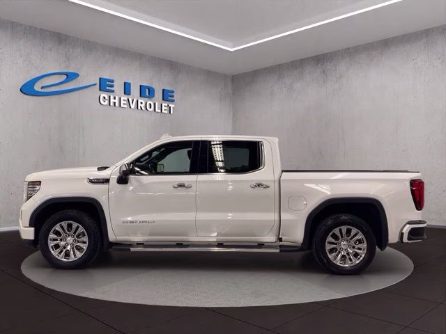 2023 White Frost Tricoat GMC Sierra 1500 Denali 4X4 Truck