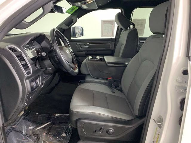 2022 Bright White Clearcoat Ram 1500 Big Horn 4X4 Truck