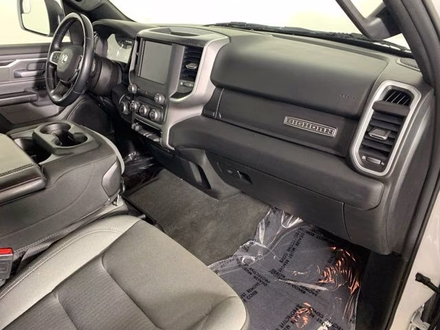 2022 Bright White Clearcoat Ram 1500 Big Horn 4X4 Truck