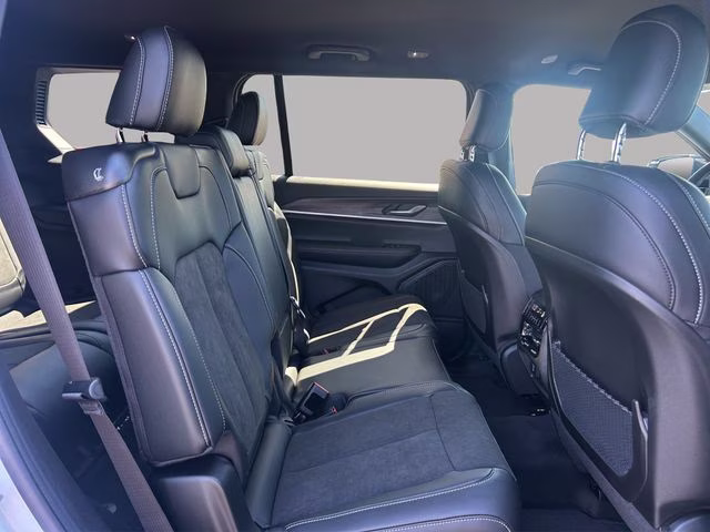 2026 Bright White Clearcoat Jeep Grand Cherokee L Altitude 4X4 SUV