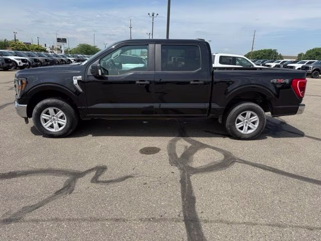 2023 Agate Black Metallic Ford F-150 XLT 4X4 Truck
