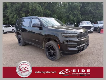 2023 Diamond Black Crystal Pearlcoat Jeep Grand Wagoneer Series II 4X4 SUV