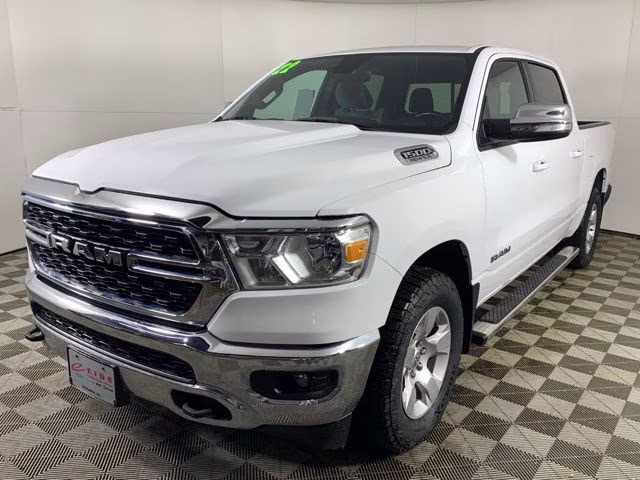 2022 Bright White Clearcoat Ram 1500 Big Horn 4X4 Truck