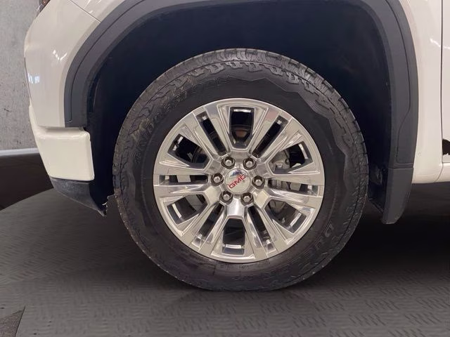 2023 White Frost Tricoat GMC Sierra 1500 Denali 4X4 Truck