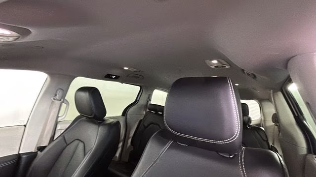2024 Bright White Clearcoat Chrysler Pacifica Touring L FWD Van