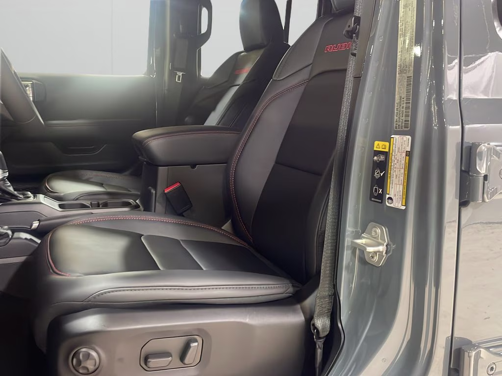 2026 Anvil Clear Coat Jeep Wrangler Rubicon 4X4 SUV
