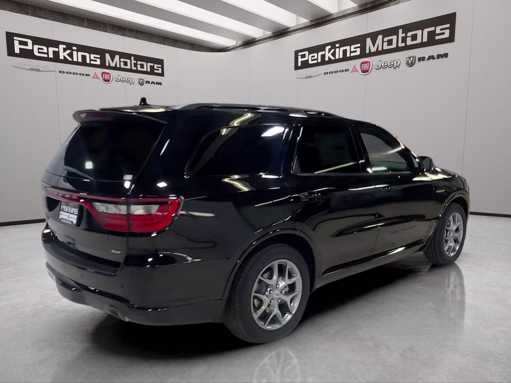 2026 DB Black Crystal Clearcoat Dodge Durango GT Plus HEMI V8 AWD SUV