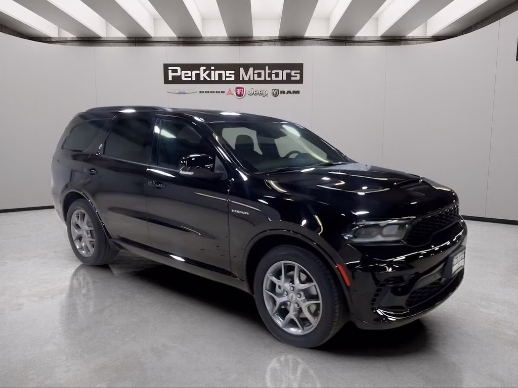 2026 DB Black Crystal Clearcoat Dodge Durango GT Plus HEMI V8 AWD SUV