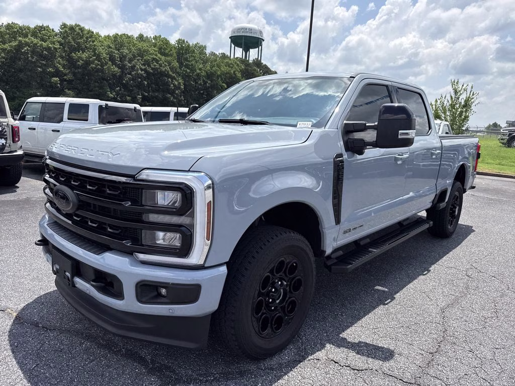 2024 Gray Metallic Ford Super Duty F-250 SRW Lariat 4X4 Truck