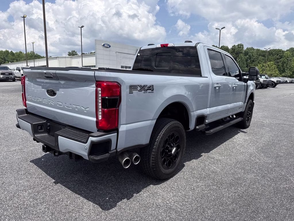 2024 Gray Metallic Ford Super Duty F-250 SRW Lariat 4X4 Truck