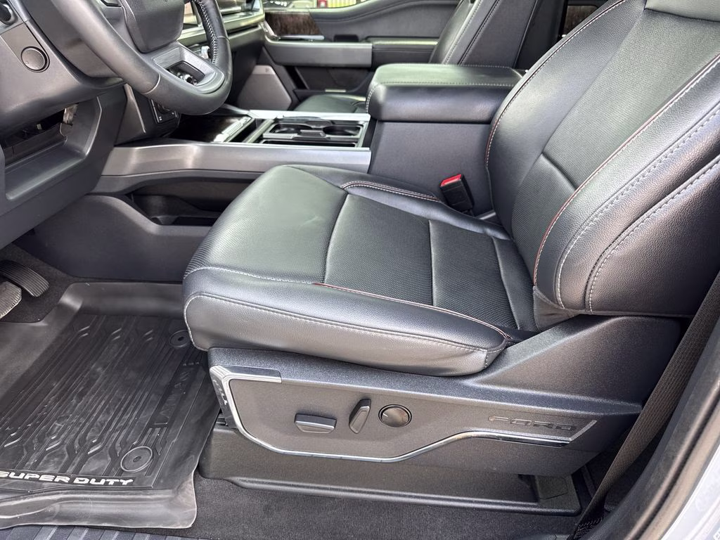 2024 Gray Metallic Ford Super Duty F-250 SRW Lariat 4X4 Truck