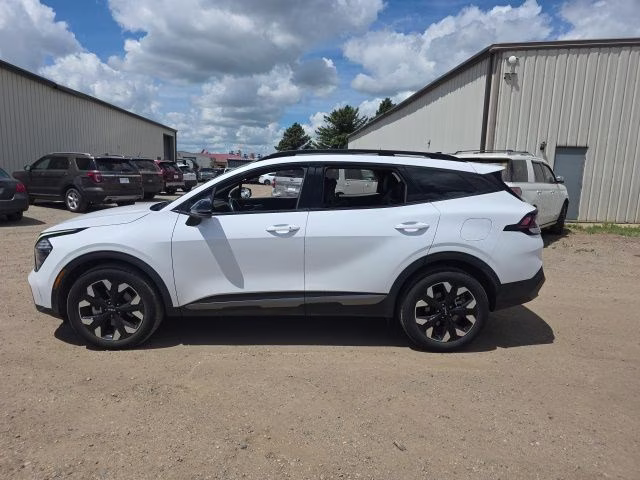 2024 Glacial White Pearl Kia Sportage X-Line AWD SUV