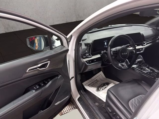 2024 Glacial White Pearl Kia Sportage X-Line AWD SUV