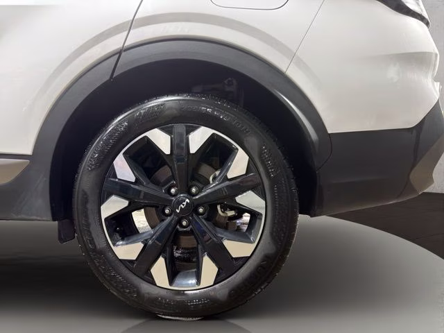 2024 Glacial White Pearl Kia Sportage X-Line AWD SUV