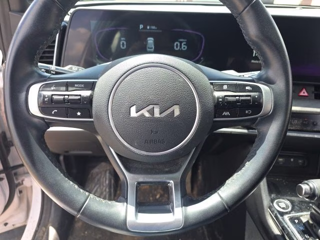 2024 Glacial White Pearl Kia Sportage X-Line AWD SUV