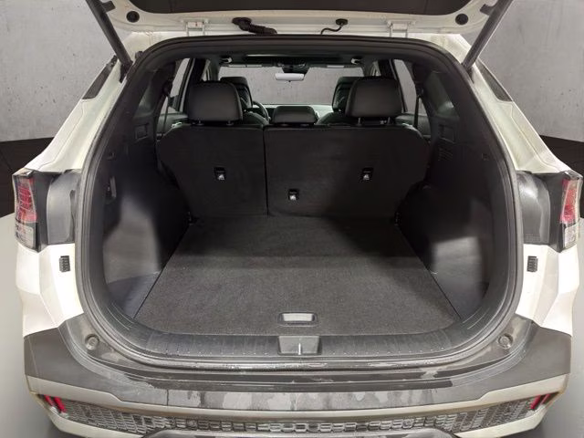 2024 Glacial White Pearl Kia Sportage X-Line AWD SUV