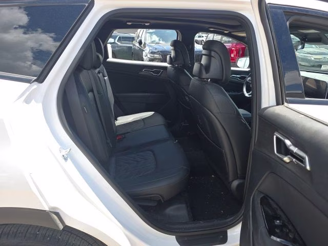 2024 Glacial White Pearl Kia Sportage X-Line AWD SUV