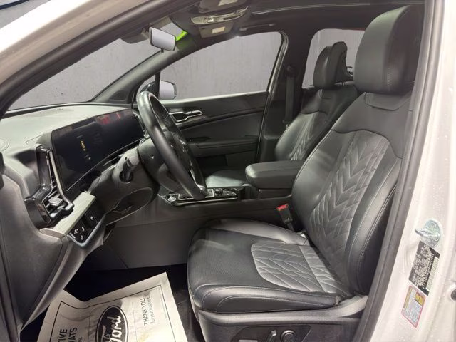 2024 Glacial White Pearl Kia Sportage X-Line AWD SUV