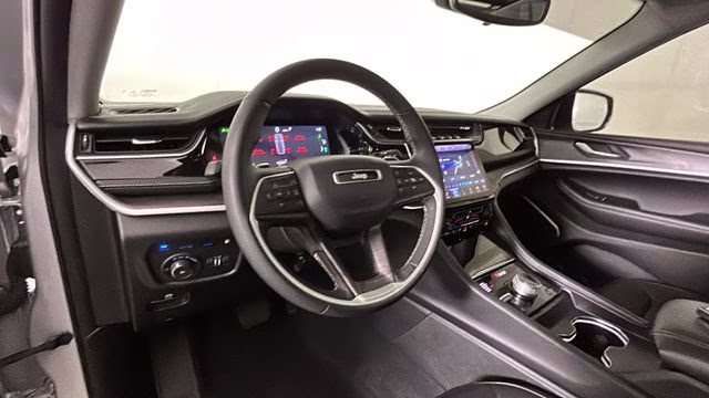 2024 Silver Zynith Jeep Grand Cherokee 4xe 4X4 SUV