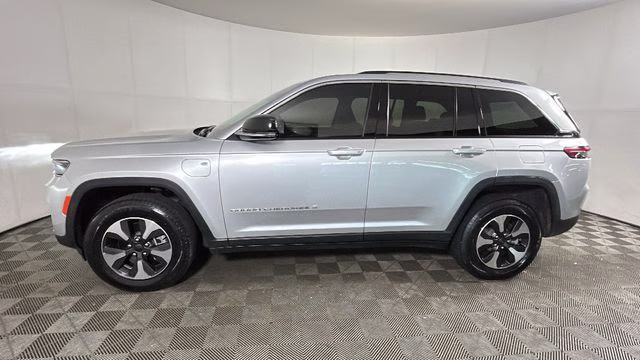 2024 Silver Zynith Jeep Grand Cherokee 4xe 4X4 SUV