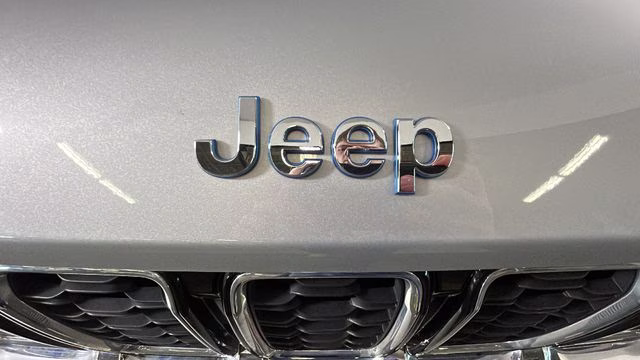 2024 Silver Zynith Jeep Grand Cherokee 4xe 4X4 SUV