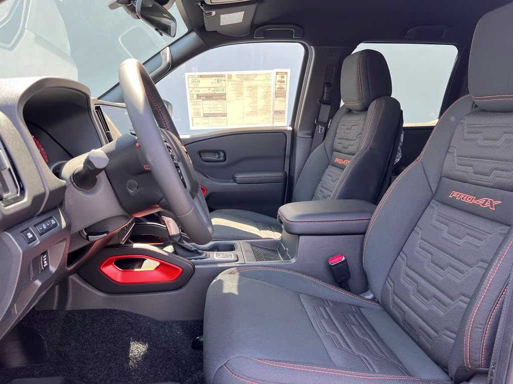 2026 Super Black Nissan Frontier PRO-4X 4X4 Truck