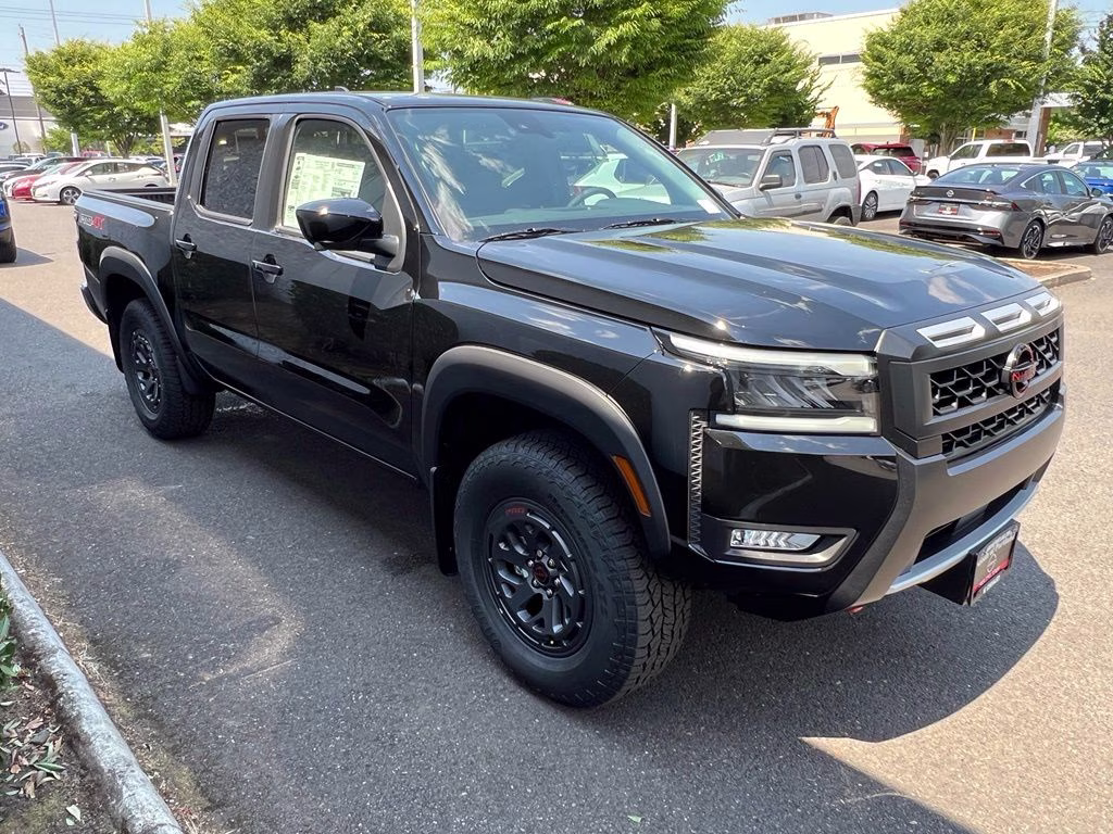 2026 Super Black Nissan Frontier PRO-4X 4X4 Truck