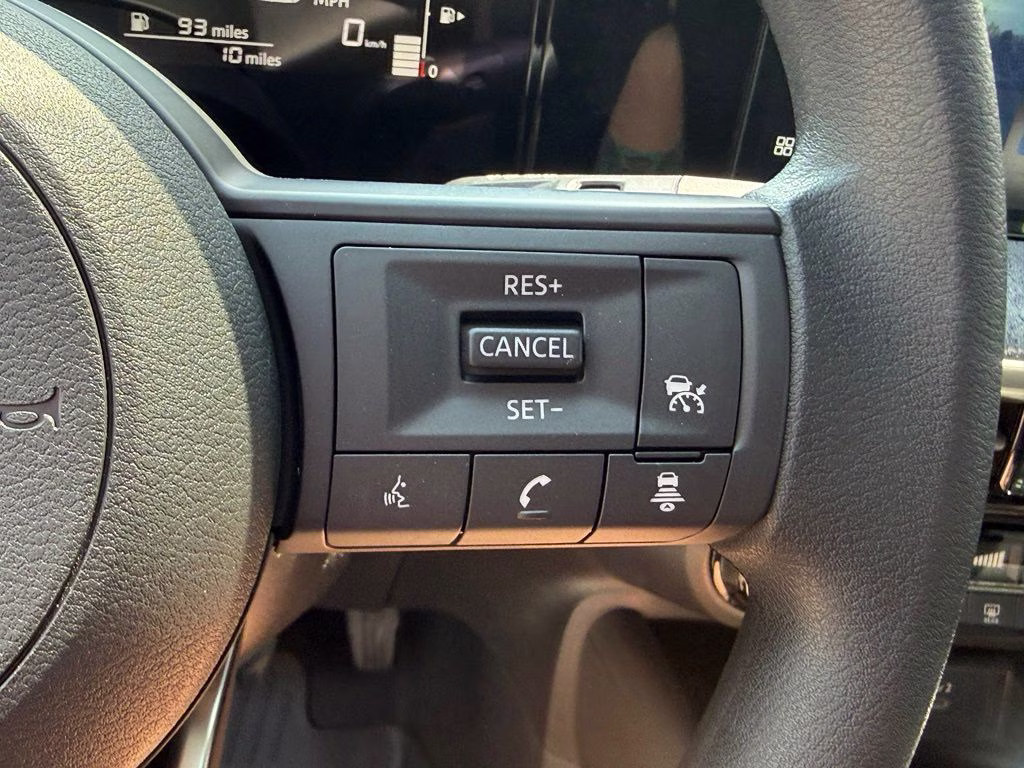 2026 Aspen White Tricoat Nissan Kicks SV AWD SUV