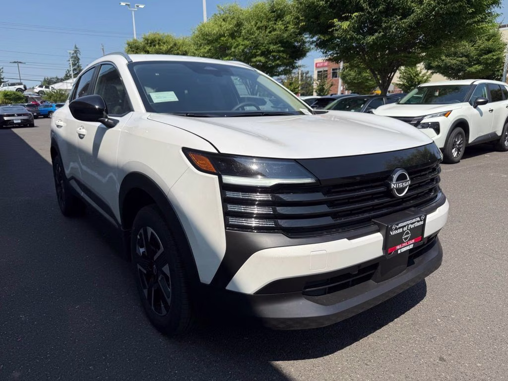 2026 Aspen White Tricoat Nissan Kicks SV AWD SUV