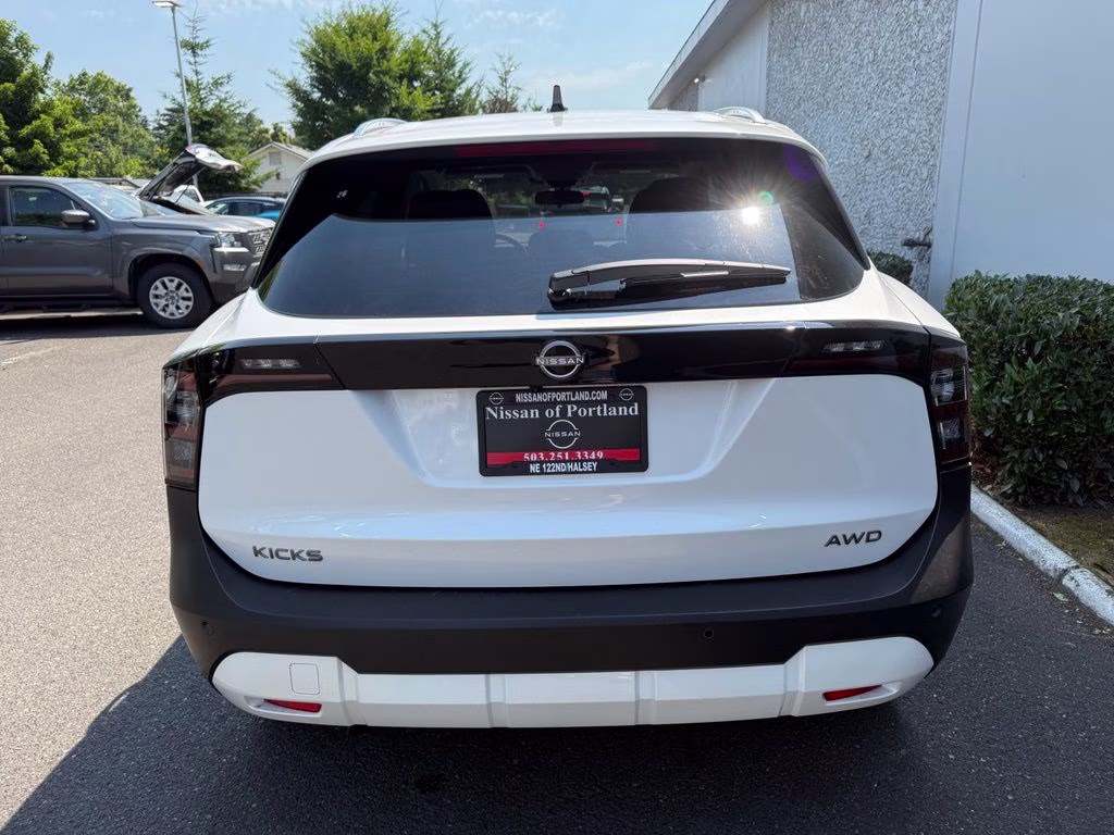 2026 Aspen White Tricoat Nissan Kicks SV AWD SUV
