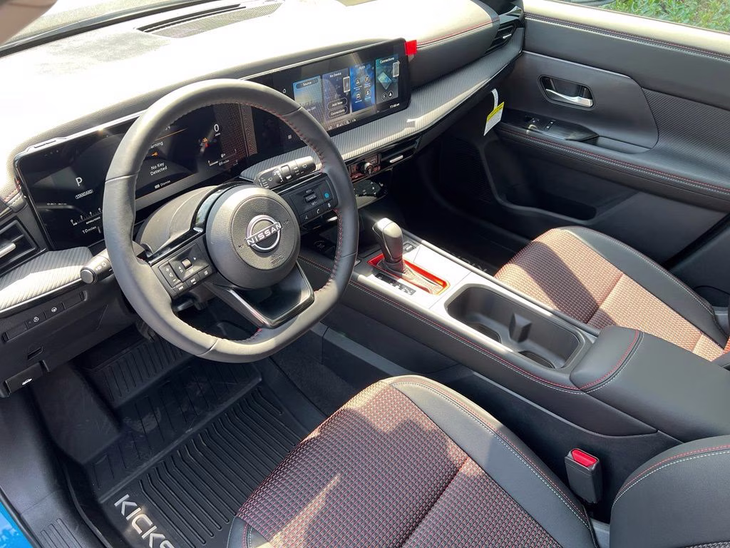 2026 Arctic Ice Blue/Black Nissan Kicks SR AWD SUV
