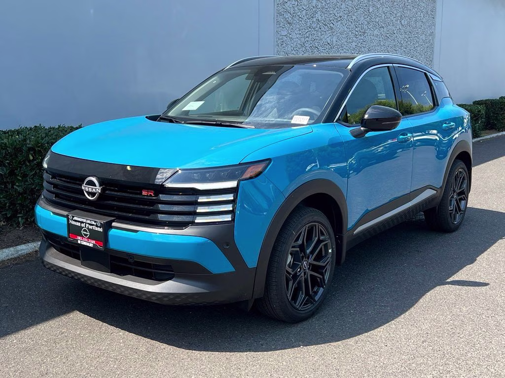 2026 Arctic Ice Blue/Black Nissan Kicks SR AWD SUV