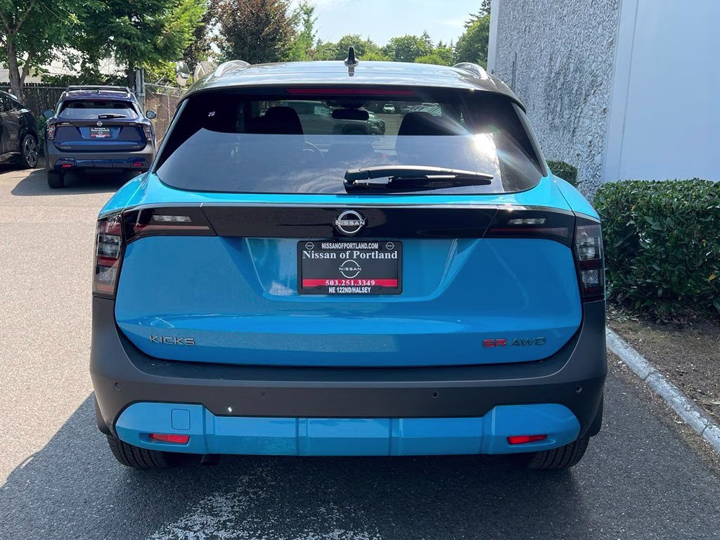 2026 Arctic Ice Blue/Black Nissan Kicks SR AWD SUV