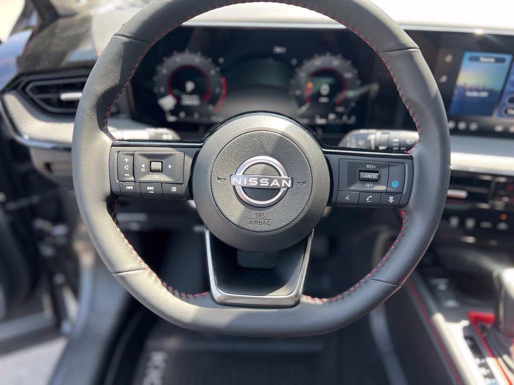 2026 Gun Metallic/Scarlet Ember Tintcoat Nissan Kicks SR AWD SUV