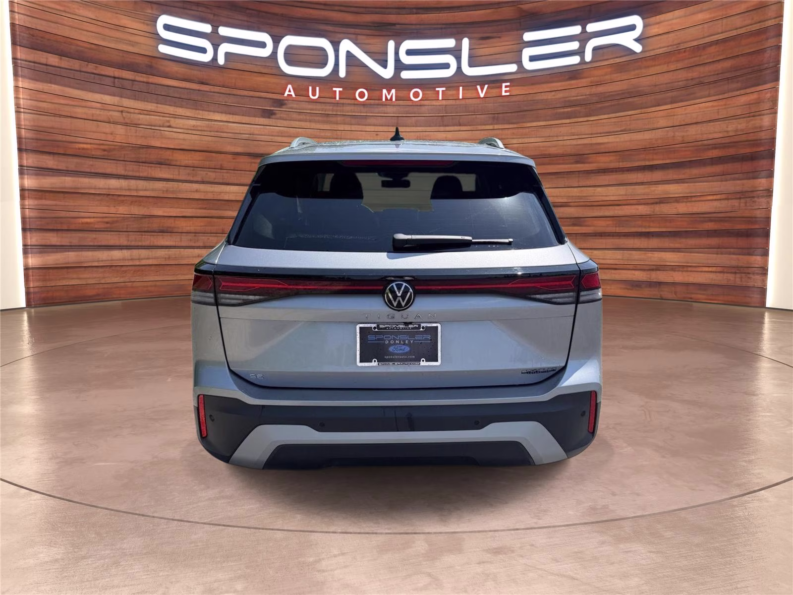 2025 Pyrite Silver Metallic Volkswagen Tiguan SE FWD SUV