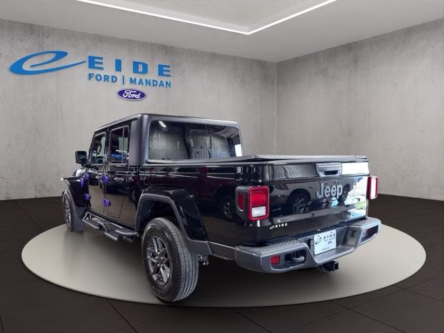 2024 Black Clearcoat Jeep Gladiator Sport S 4X4 Truck