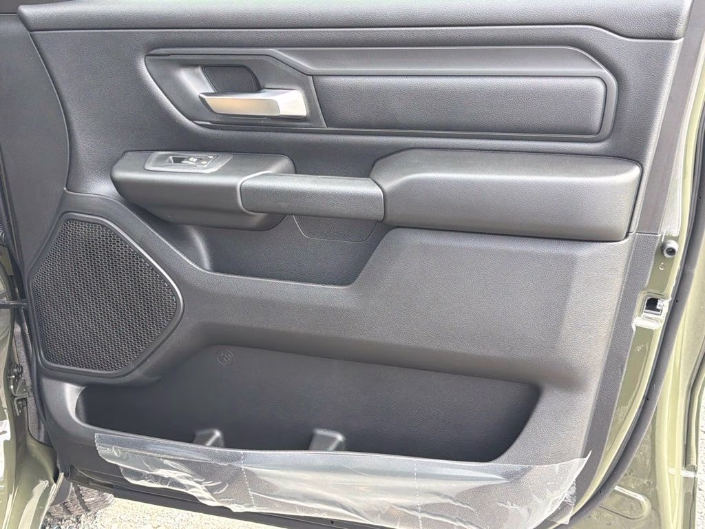 2026 Tank_Exterior Ram 1500 Express 4X4 Truck