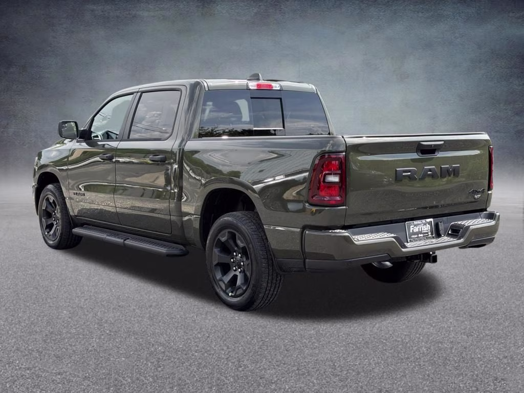 2026 Tank_Exterior Ram 1500 Express 4X4 Truck