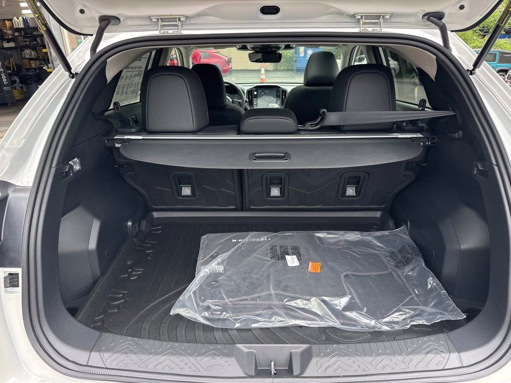 2026 Crystal White Subaru Crosstrek Limited AWD SUV
