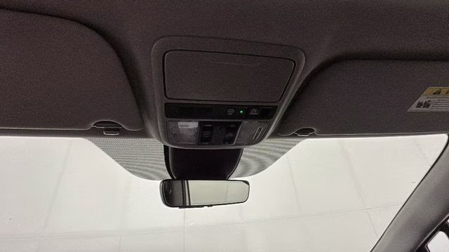 2021 Platinum White Honda Odyssey Touring FWD Van