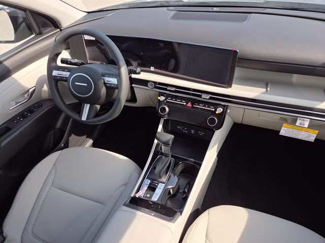 2026 Shimmering Silver Hyundai Tucson SEL Plus AWD SUV