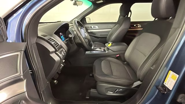 2018 Blue Metallic Ford Explorer XLT 4X4 SUV