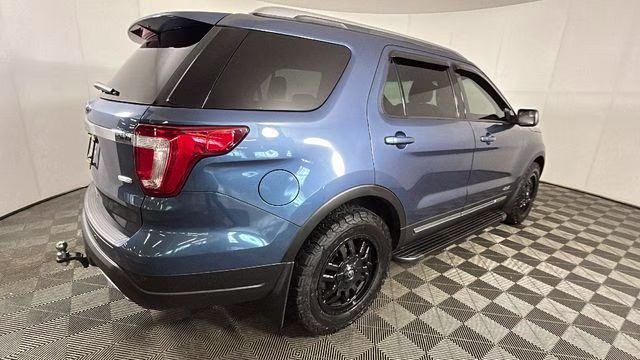 2018 Blue Metallic Ford Explorer XLT 4X4 SUV